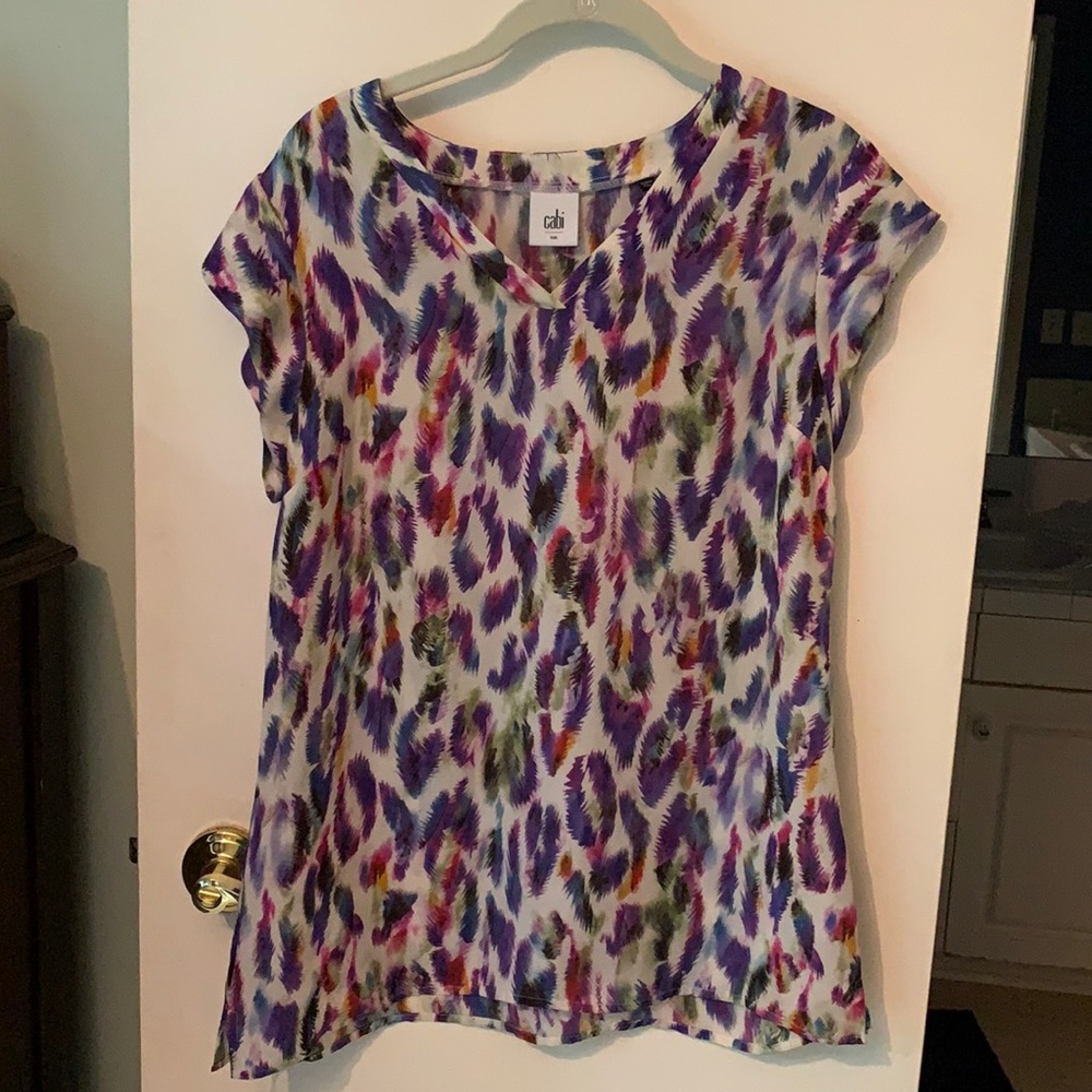 Cute & colorful CAbi v-neck top SM